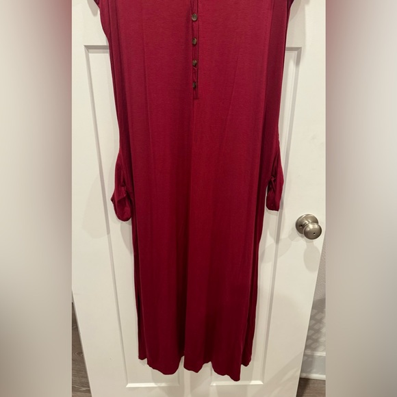 Cap-Sleeve Maxi Dress - Picture 4 of 10
